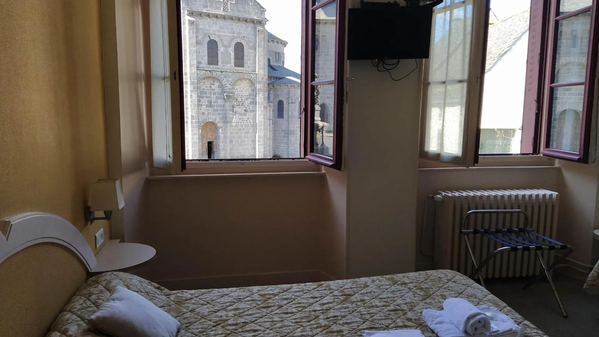Hotel Restaurant Notre Dame Orcival